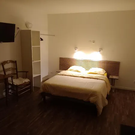 Проживание в семье Chambre Studio Кале